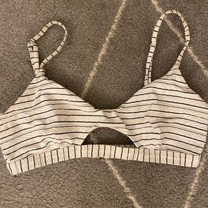 Billabong bikini top